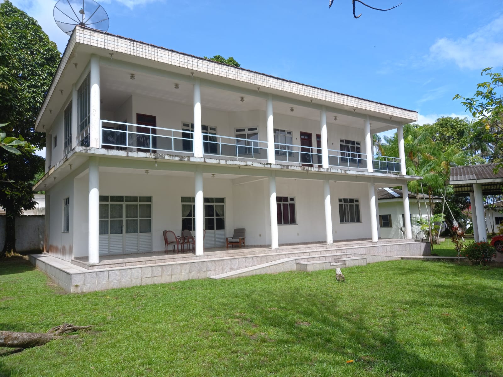 Casa de Alto Padrão à Venda no Condomínio Amazon Garden – 6 Suítes, 4.600 m² de Terreno e Lazer Completo